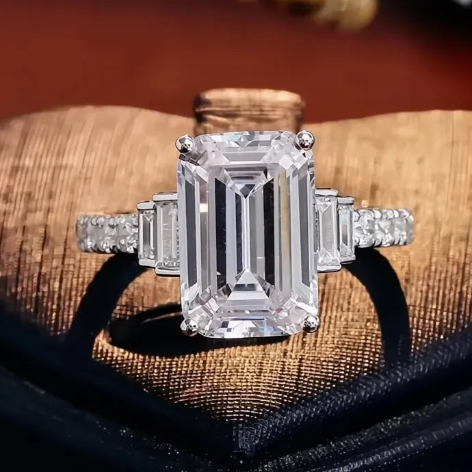 Women’s Silver Brass Zirconia Wedding Eternity Proposal Cocktail Ring