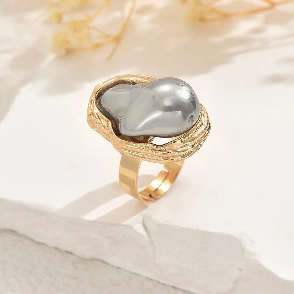 Adjustable Vintage Baroque Pearl Geometric Cocktail Ring for Women Stylish