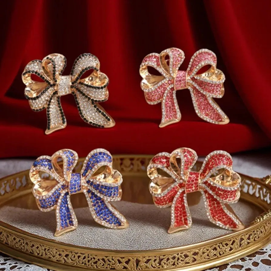 Luxury Classic Bow Brooch Pin for Men & Women Gift