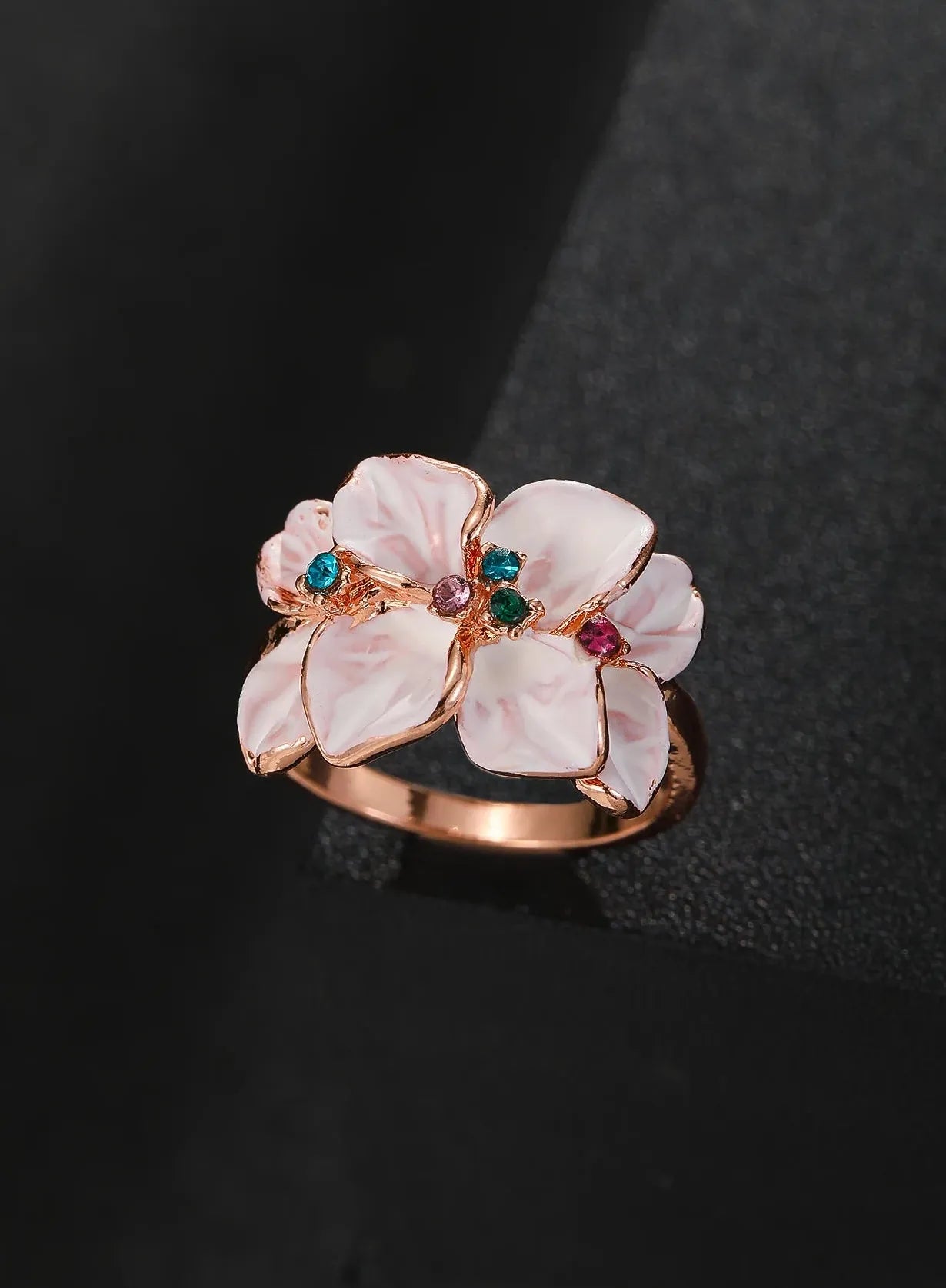 Creative Women's Glass Rings Zinc Alloy Flower Design Wedding Engagement Jewelry
