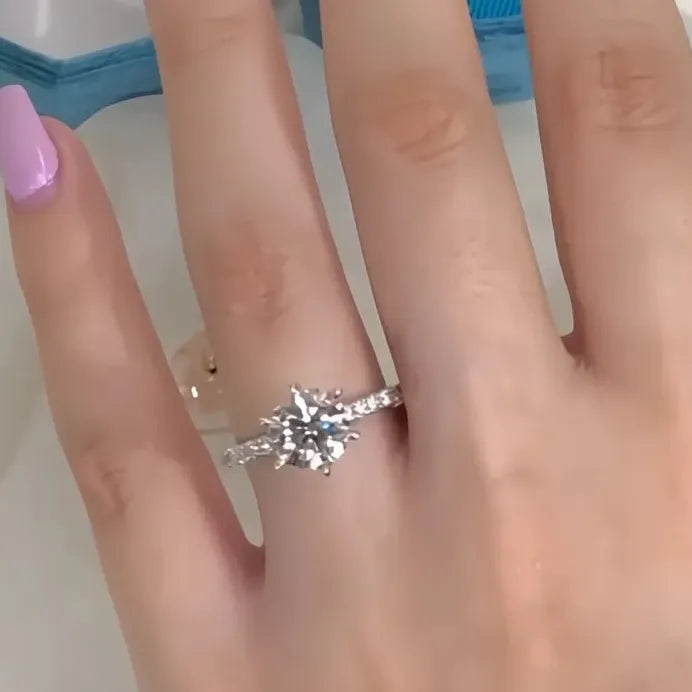 Elegant Women’s Prong Setting Cubic Zirconia Ring Wedding Anniversary Gift