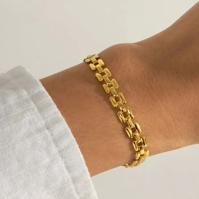 Stainless Steel Hollow Link Chain Bracelet for Women Vintage Gold Watch Band Charm Jewelry