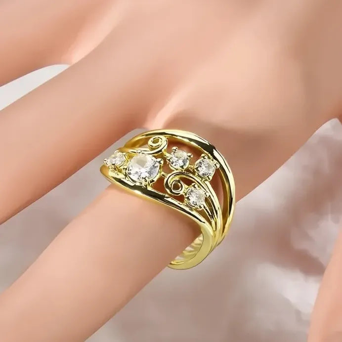Elegant Brass Cubic Zirconia Geometric Hollow Ring for Women