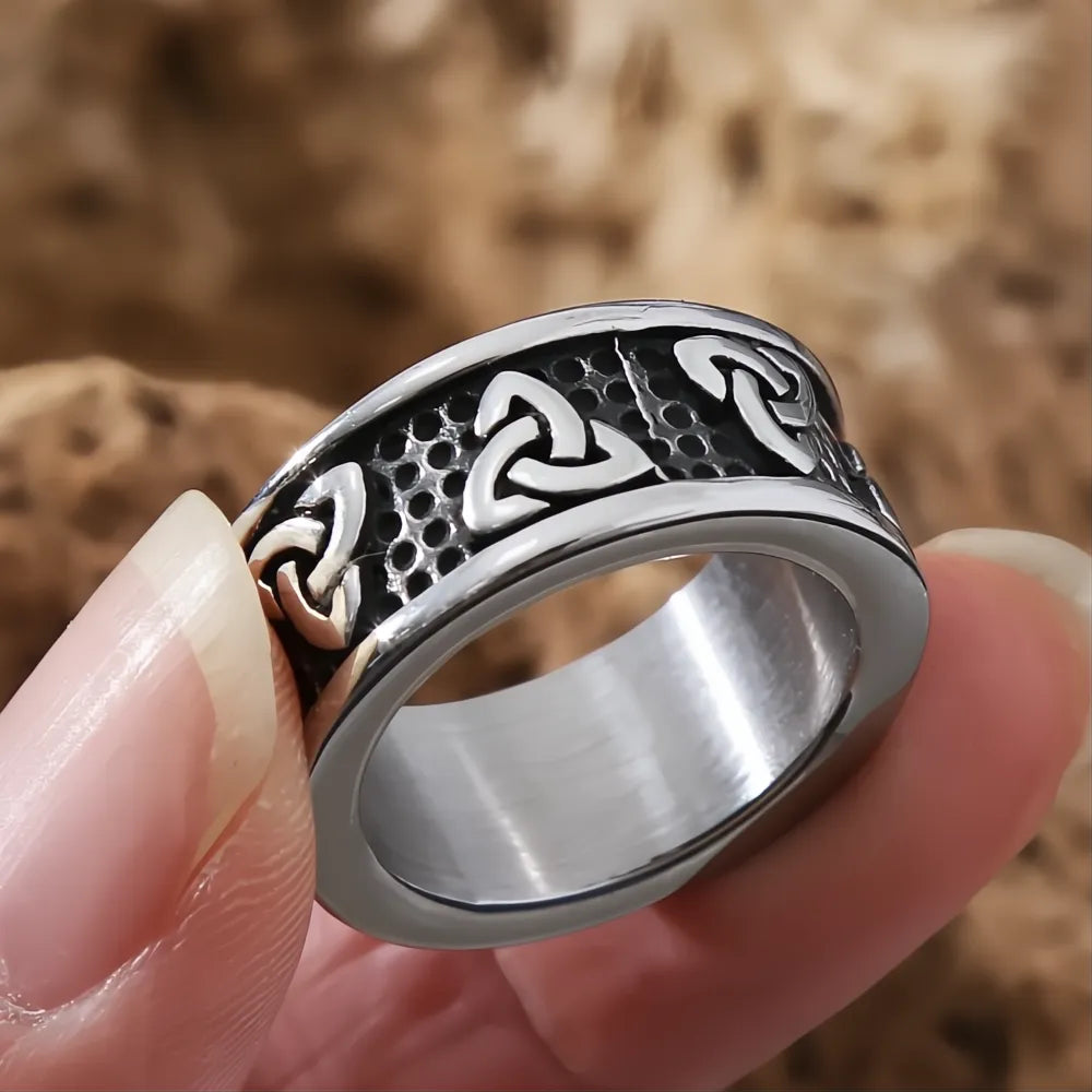 1️⃣ Celtic Spiral Knot Ring 316L Stainless Steel Viking Nordic Ring Men