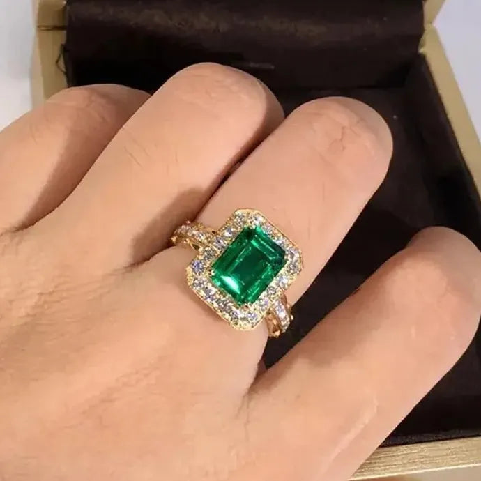 European American Hot Sale Women's Golden Acrylic Ring Simple Personalized