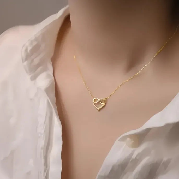 Copper Alloy Heart Pendant Necklace with Cubic Zirconia for Women Wedding Gift