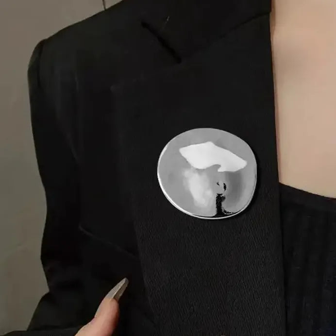 Minimalist Geometric Zinc Alloy Round Brooch Pin Unisex Jewelry