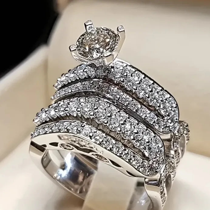 Luxury Women’s 2-Piece Geometric Cubic Zirconia Ring Set for Wedding