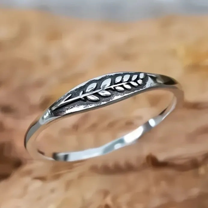 Vintage Geometric Zinc Alloy Ring for Women Elegant Party Jewelry