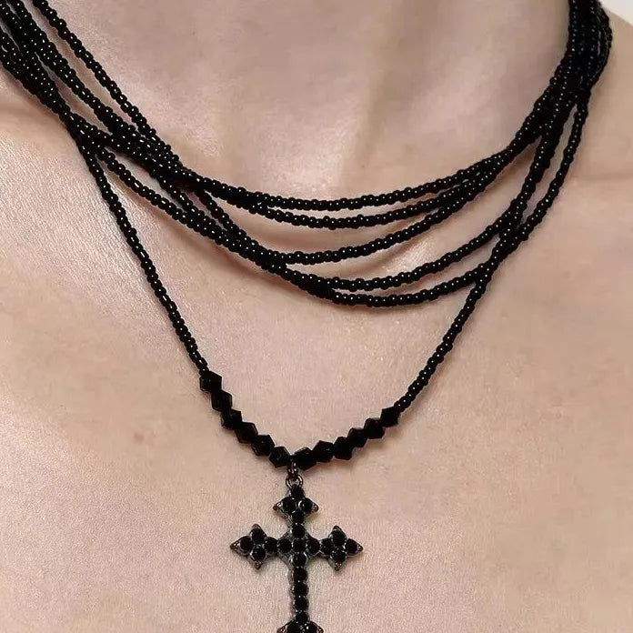 Punk Gothic Red Heart Pendant Necklace Metal Rivet Spike Choker Unisex