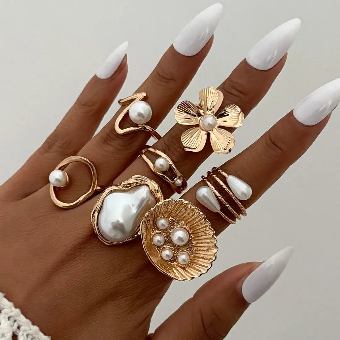 7Pcs Vintage Irregular Geometric Flower Pearl Rings Set for Women Fashion Jewelry