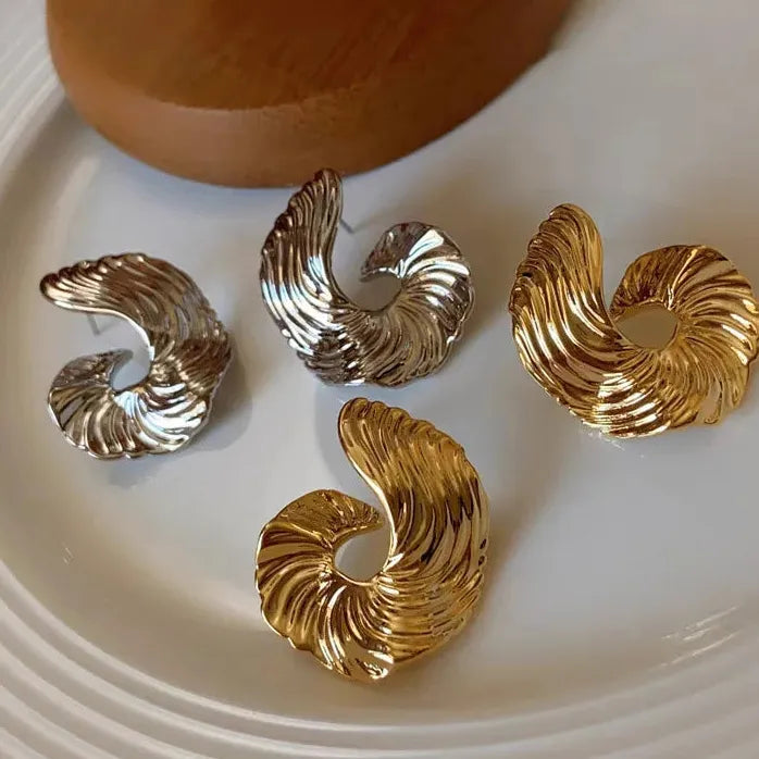 Vintage Geometric Irregular Spiral Stud Earrings for Women Gold Tone Jewelry