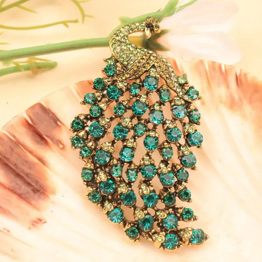 Elegant Peacock Openwork Brooch for Men and Women Gift Accessory