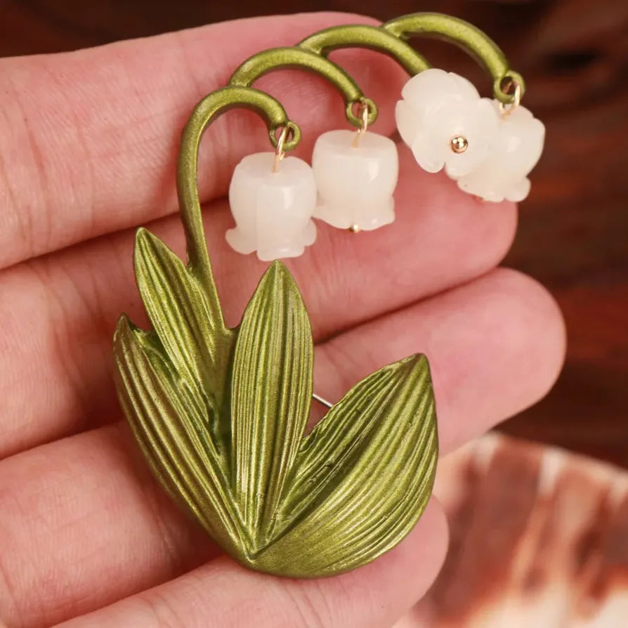 Classic Luxury Tulip Flower Brooch Elegant Gift for Men & Women