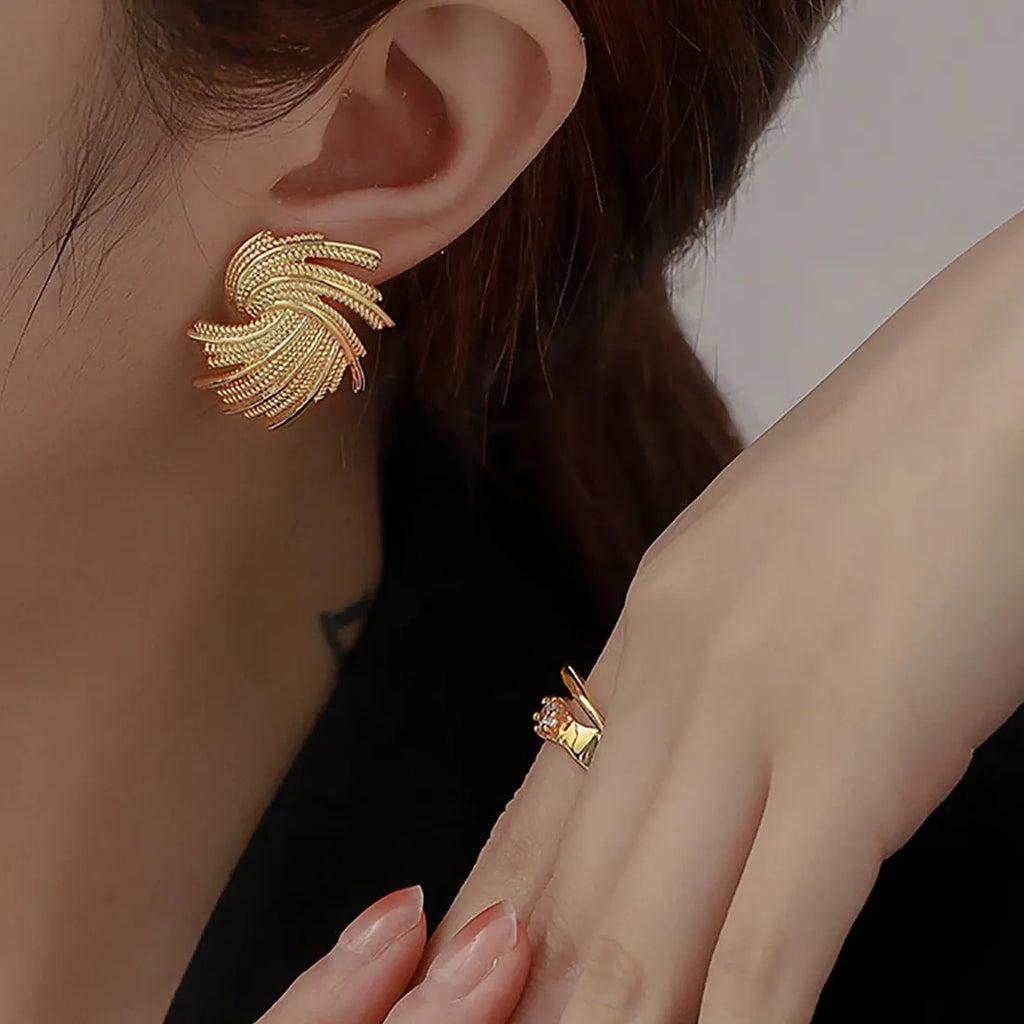 Gold Geometric Irregular Twist Drop Earrings for Women Zinc Alloy