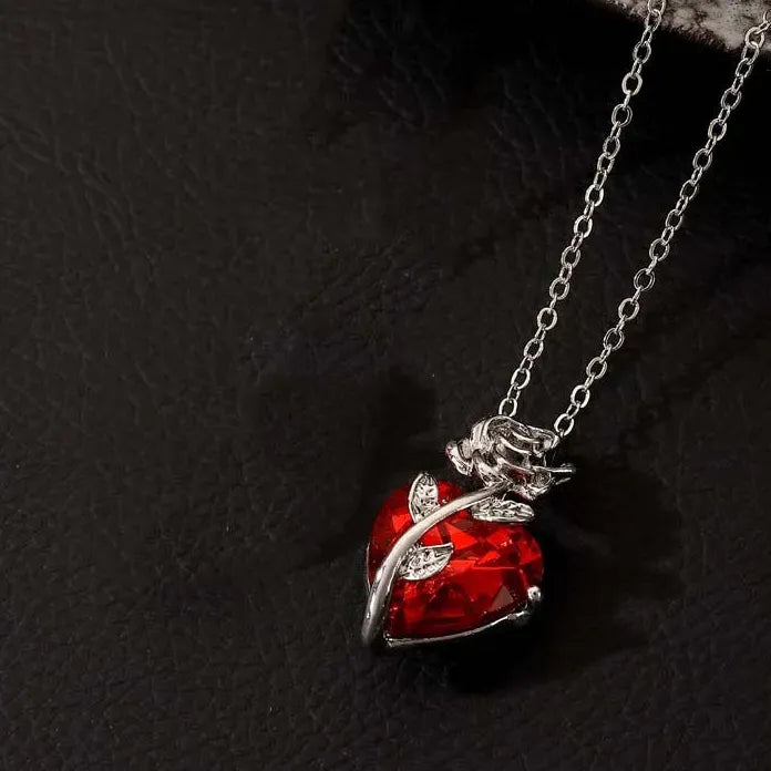 Gothic Red Heart Pendant Necklace Punk Love Flower Choker Y2K Jewelry