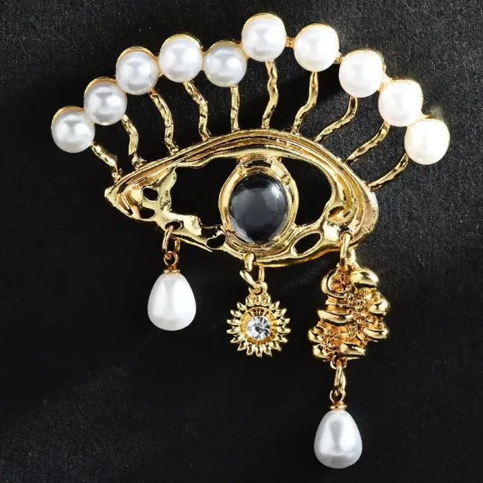 Luxury Sparkling Devil Eyes Brooch Pin for Women Men Classic Style