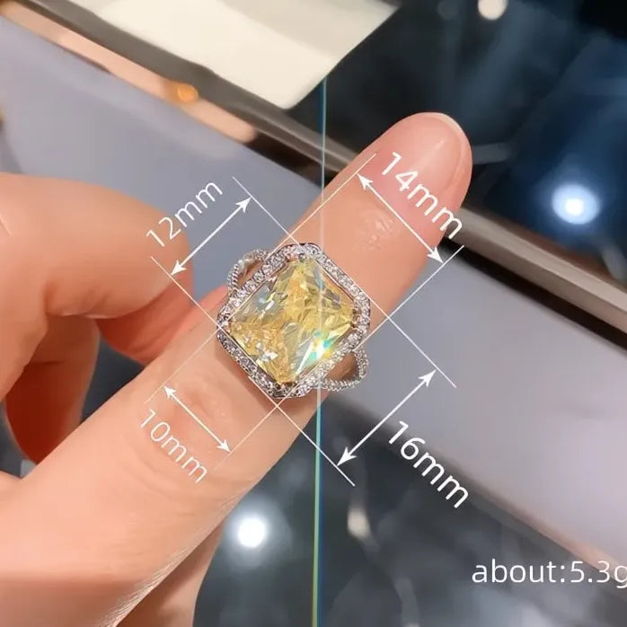 Women’s Brass Geometric Ring with Yellow Cubic Zirconia for Party