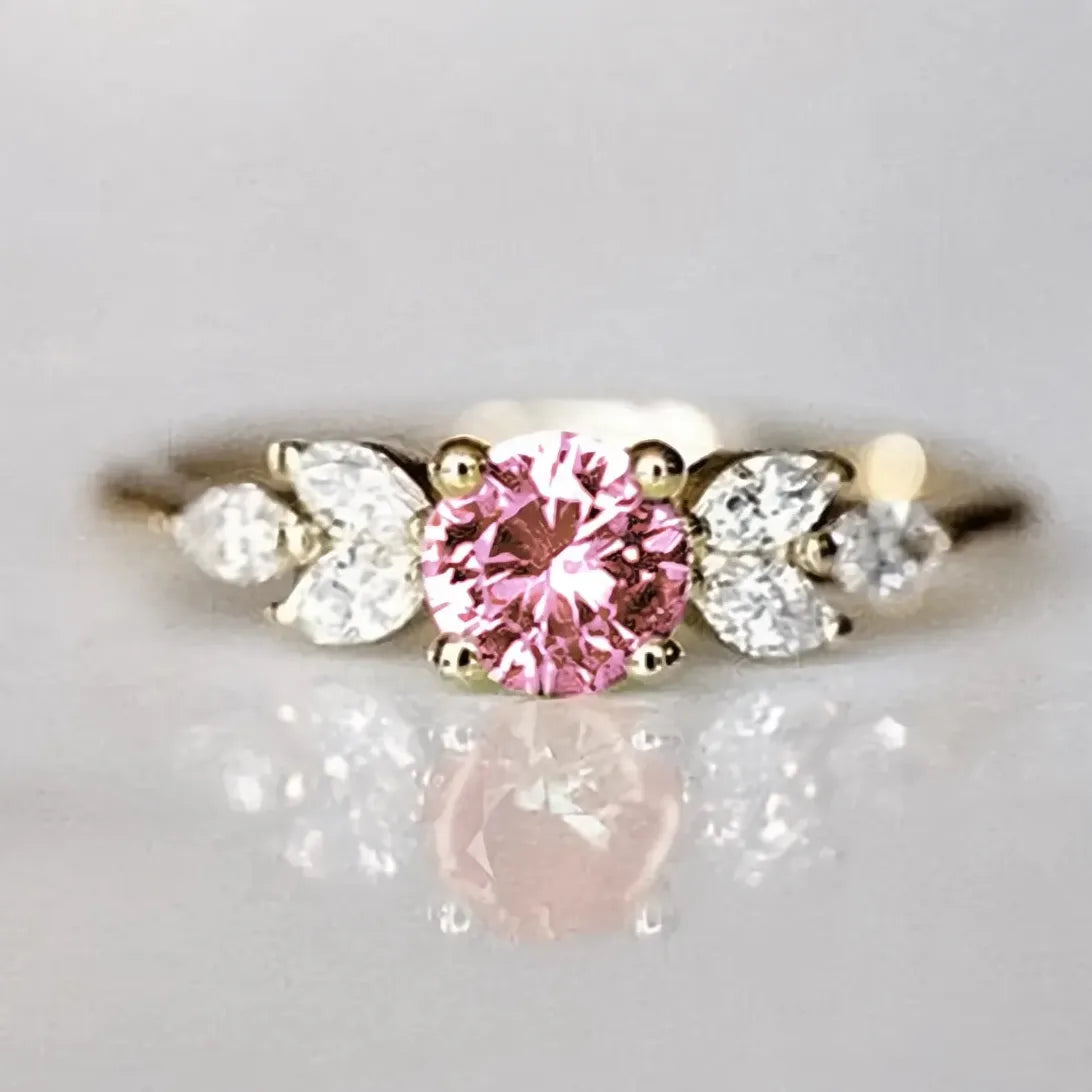 Elegant Women’s Geometric Cubic Zirconia Ring for Wedding & Party