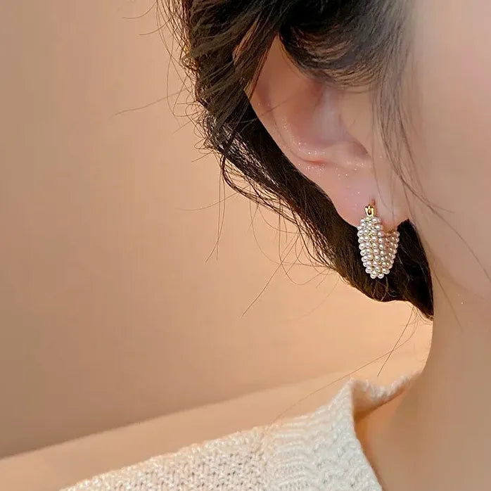 Pearl Heart Shaped Hoop Earrings Copper Alloy Elegant Jewelry for Women 2024