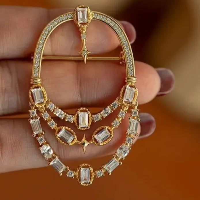 Vintage Luxury Rhinestone Openwork Brooch for Women Coats Elegant Style