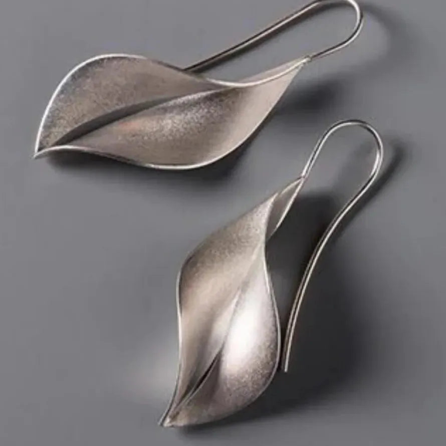 Silver Leaf Shape Stud Earrings for Women Vintage Retro Zinc Alloy Jewelry