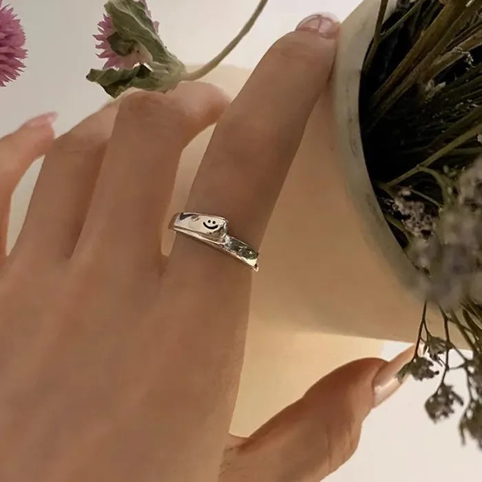 Double Layered Staggered Smile Face Open Finger Ring for Women Silver