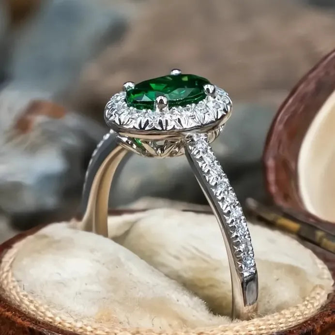 Elegant Silver Oval Green CZ Ring for Women Wedding Engagement Jewelry