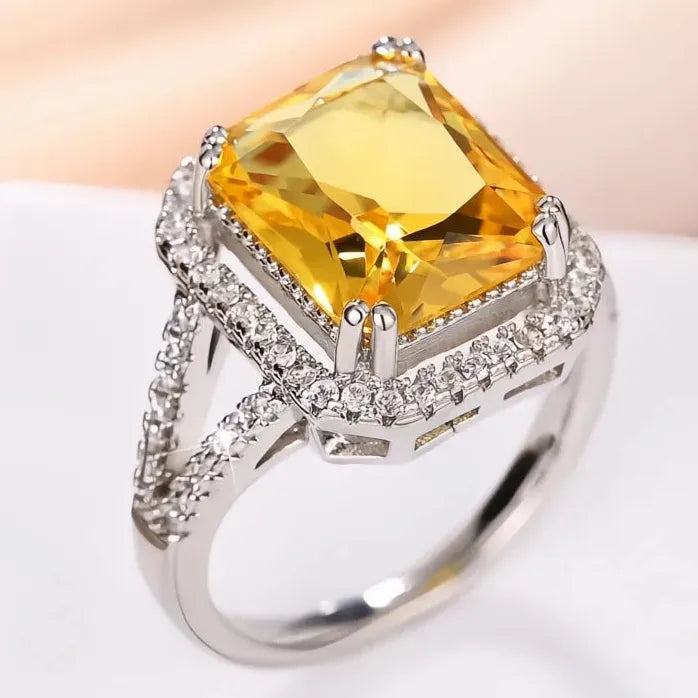 Women’s Brass Geometric Ring with Yellow Cubic Zirconia for Party