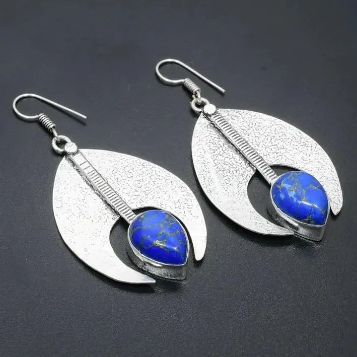 Retro Zinc Alloy Metal Hollow Leaf Pendant Long Drop Earrings for Women