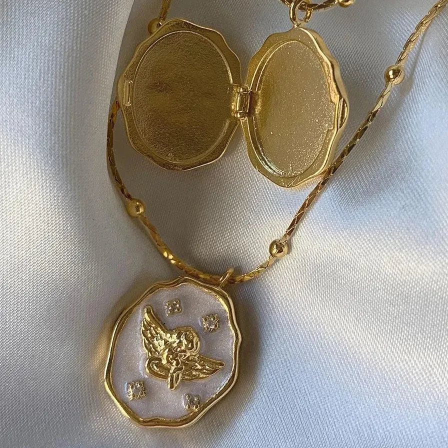 18K Gold Plated Kpop Angel Photo Frame Pendant Necklace Women Zircon Choker