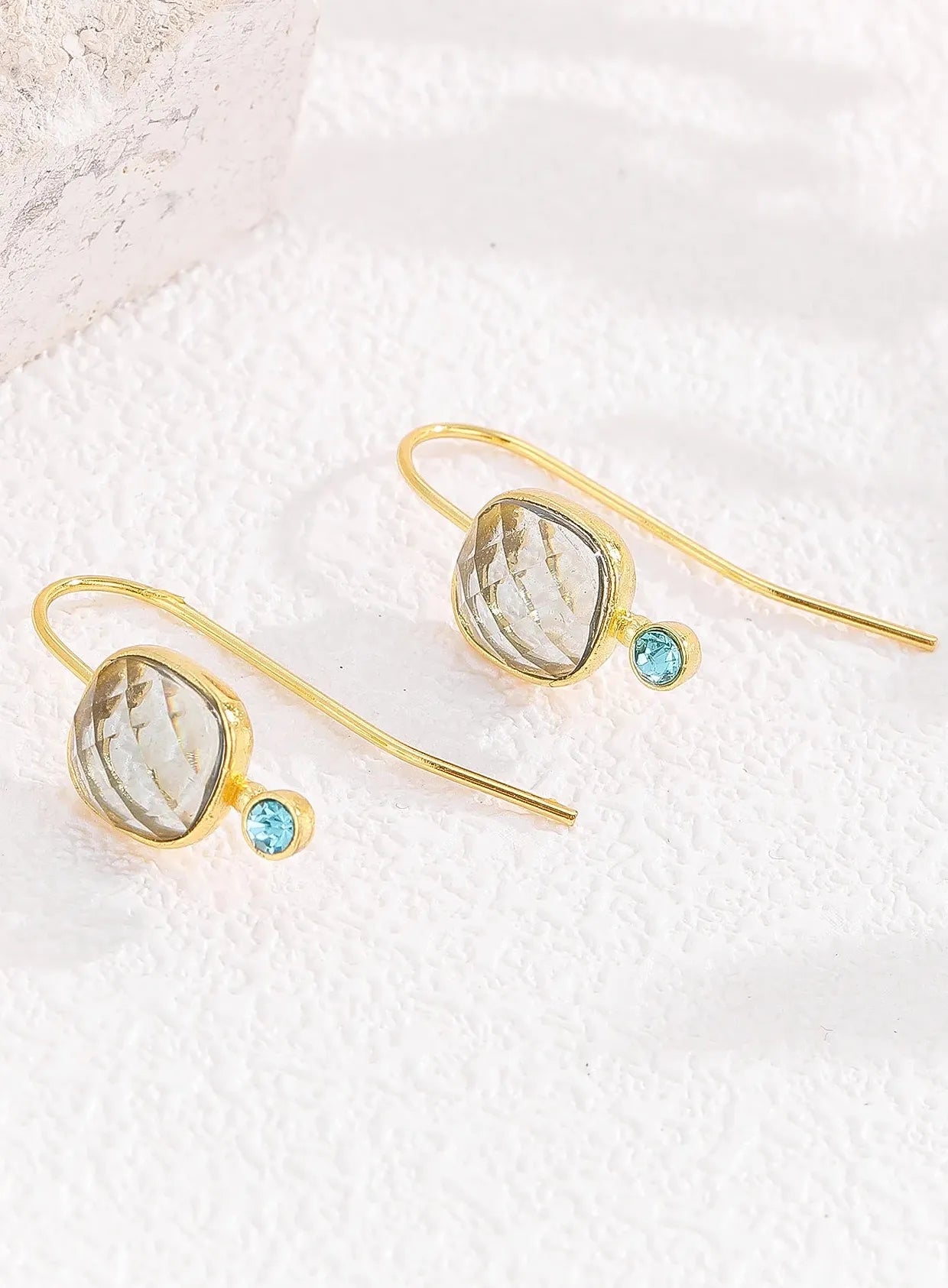 Creative Gold Oval Grey Stone Dangle Earrings for Women Zinc Alloy Jewelry Gift