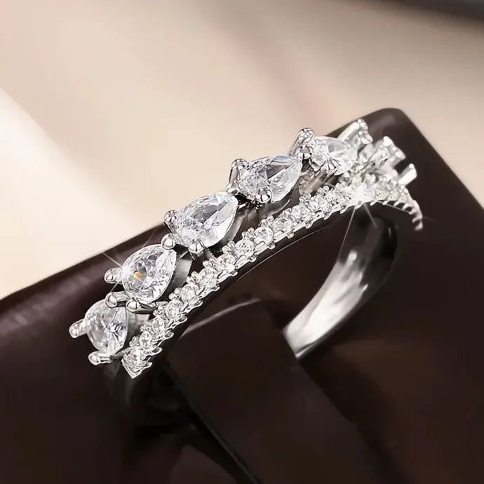 Luxury Water Drop CZ Brass Women’s Wedding Engagement Party Ring Geometric Design