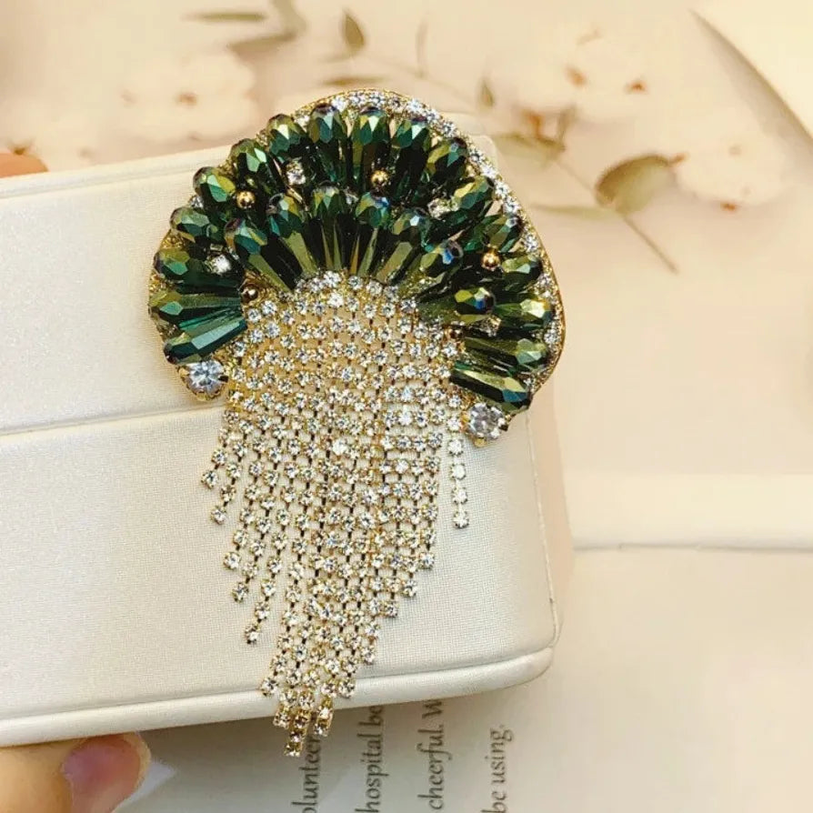 Luxury Jellyfish Brooch for Wedding Gift Men Women Classic Style