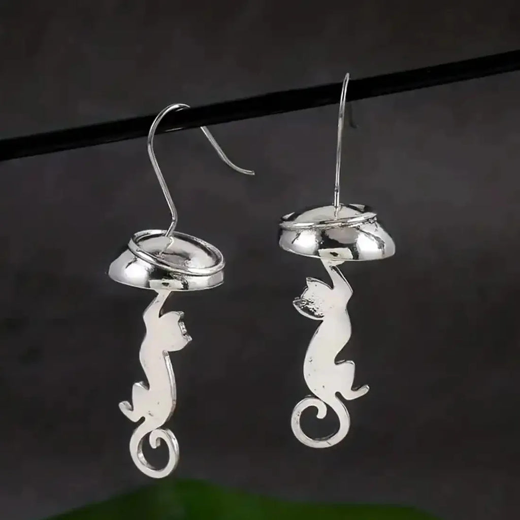 Vintage Bohemian Zinc Alloy Cat Earrings Women’s Drop Animal Pendant Jewelry