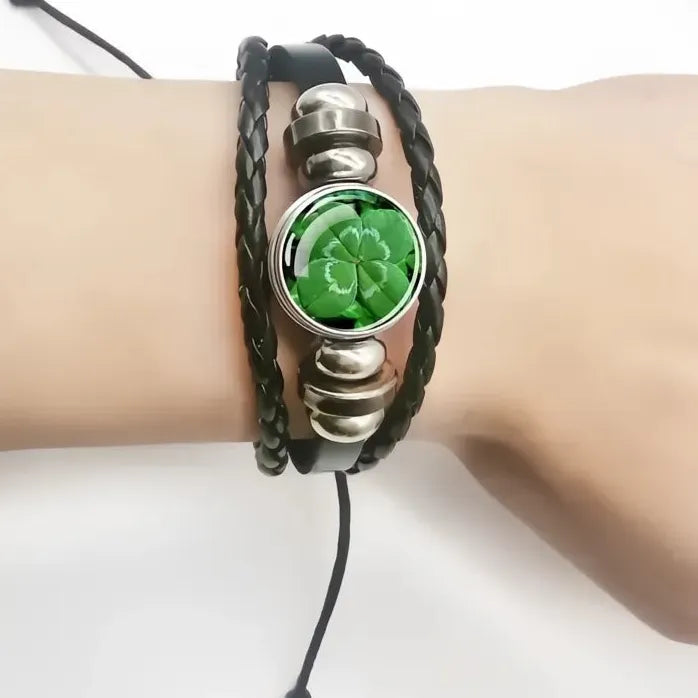 Adjustable Leather Bracelet with Lucky Clover Glass Snap Button Charm Unisex