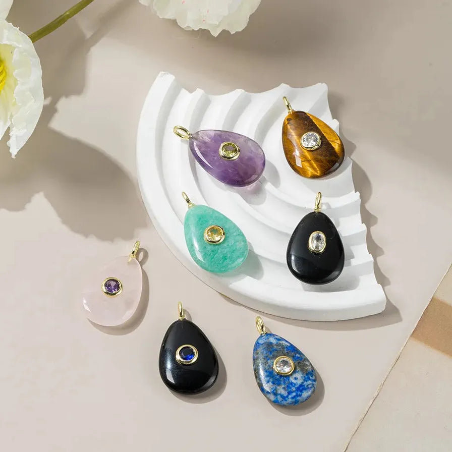 Natural Amber Geometric Pendant Necklace Multi-Color Crystal Rope Jewelry