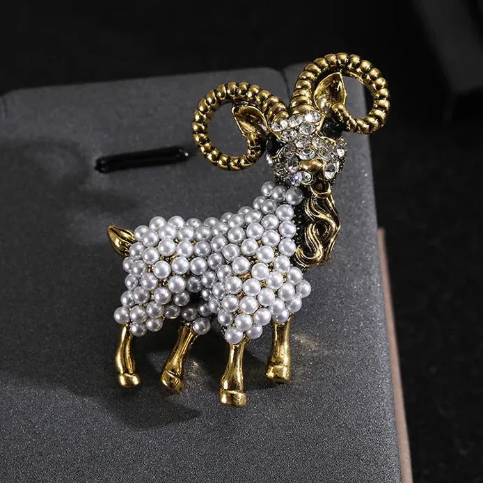 Vintage Sheep Pearl Brooch Animal Pin for Casual Party Dress Accessory