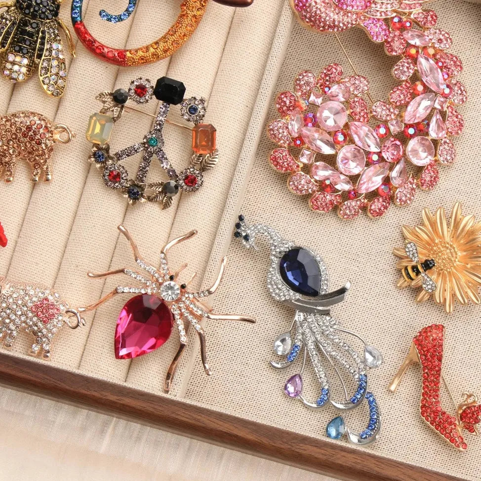 Classic Animal Brooch Pins Cat Lizard Flower Spider Insect Jewelry