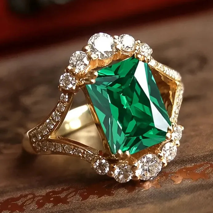 Elegant Gold Green Cubic Zirconia Wedding Band Ring for Women