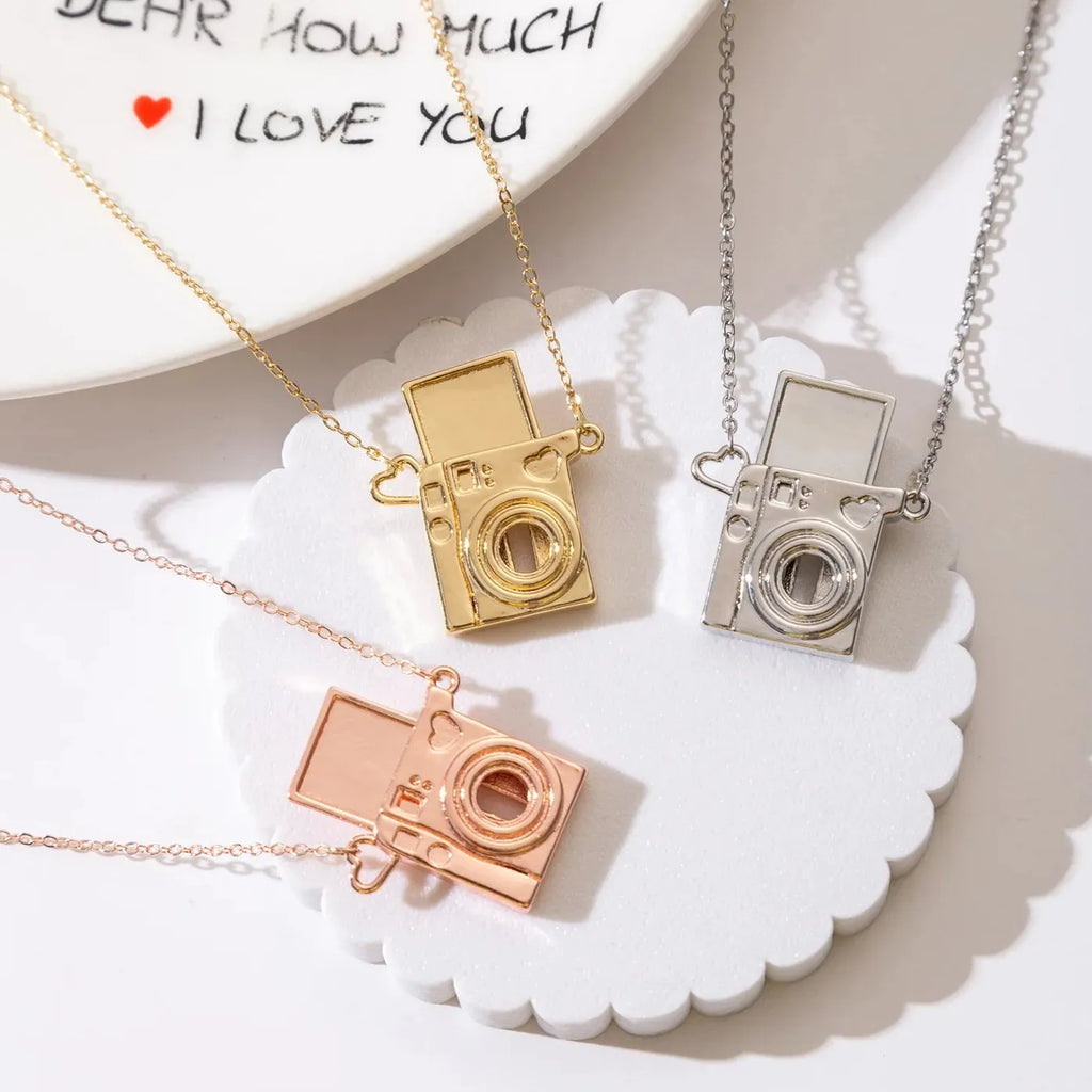 Personality Pull-Out Photo Album Camera Pendant Necklace Stainless Steel Choker Gift