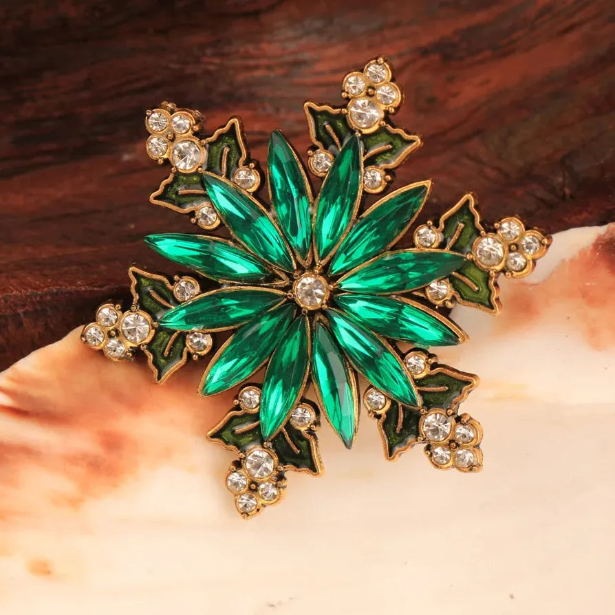 Luxury Snowflake Brooch Classic Elegant Gift for Men & Women