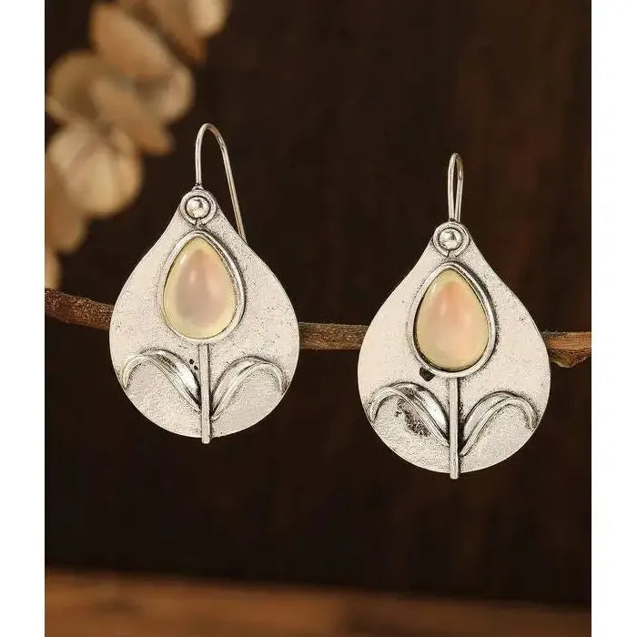 Retro Leaf Oval Metal Plant Earrings with Imitation Moonstone for Women Zinc Alloy