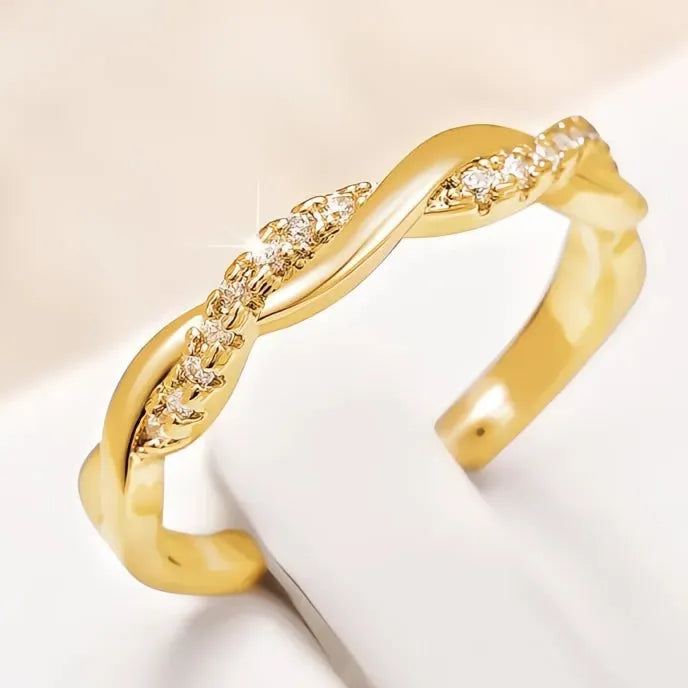Fancy Women’s Twist Band Finger Ring with Sparkling Cubic Zirconia Wedding Engagement Jewelry