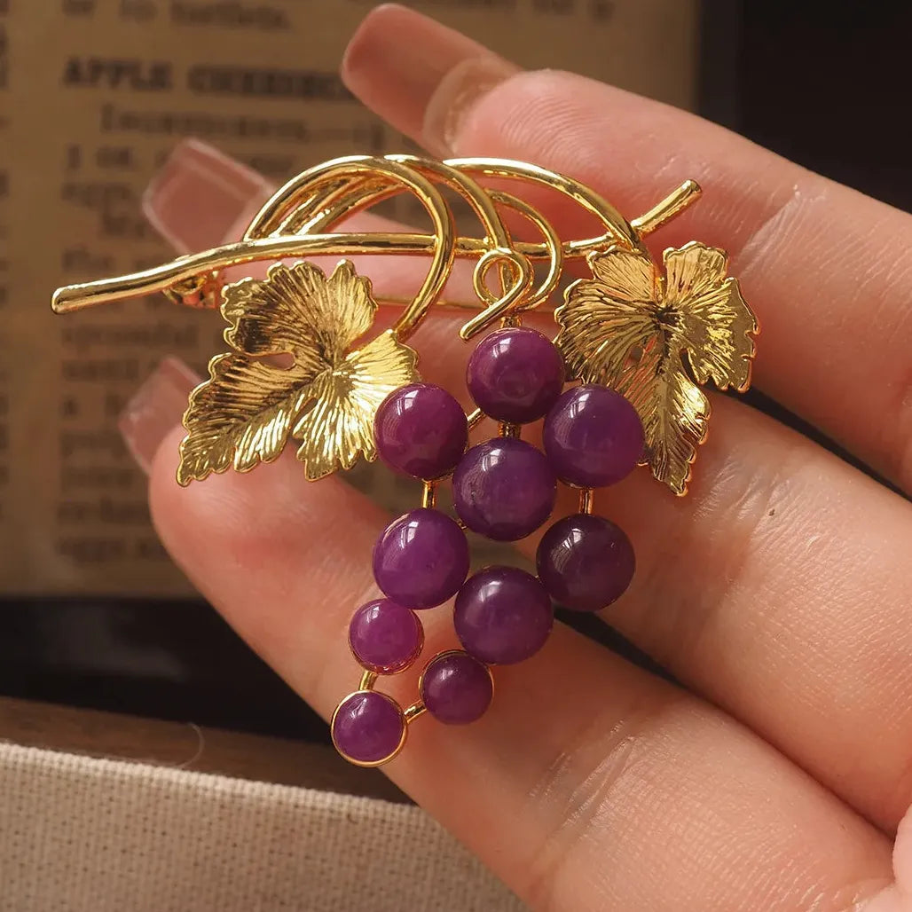 Classic Luxury Grape Fruit Brooch Jewelry Gift for Men and Women