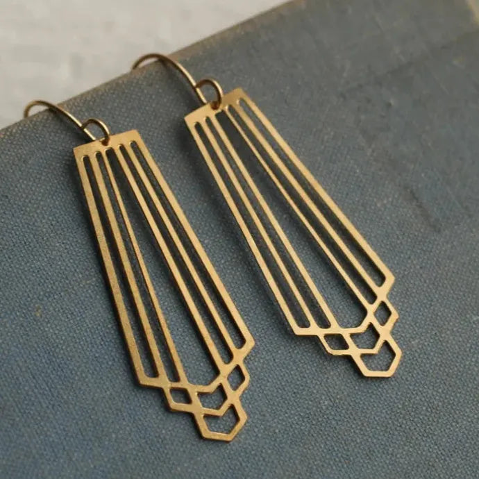 Women's Long Gold Alloy Earrings Irregular Geometric Pendant Jewelry
