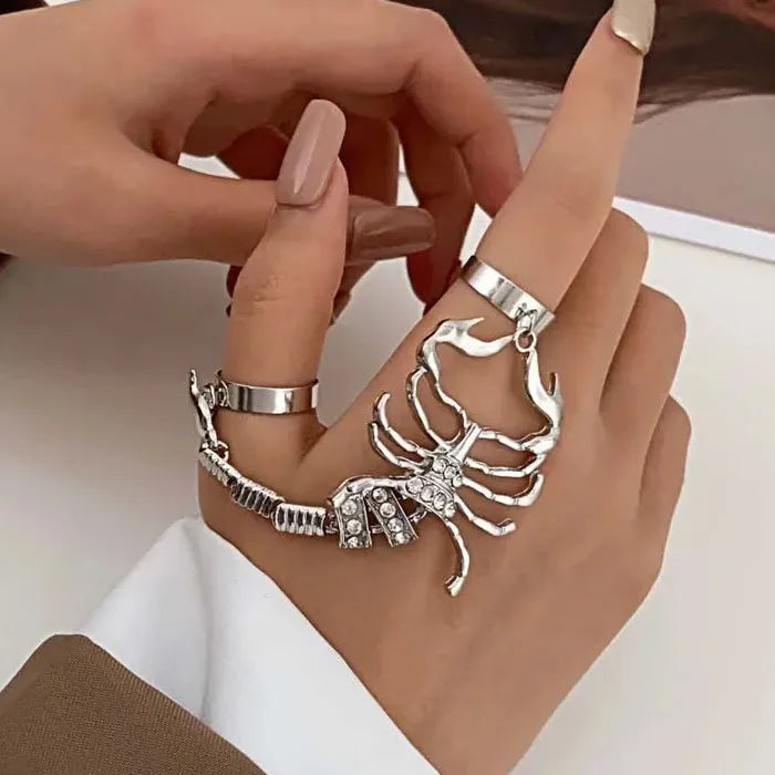 Adjustable Punk Silver Scorpion Chain Ring for Men and Women Jewelry Gift
