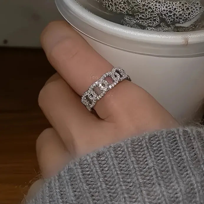 Cubic Zirconia Chain Link Wedding Ring for Women – Elegant Jewelry