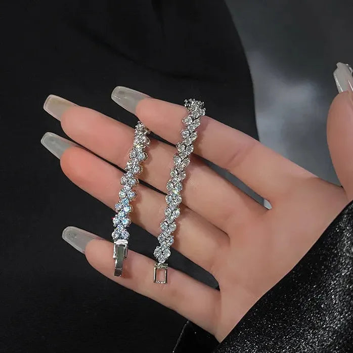 Luxury Silver-Plated Roman Rhinestone Geometric Bangle Bracelet for Women Jewelry