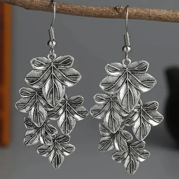 Vintage Women's Leaf Petal Pendant Drop Earrings Zinc Alloy Jewelry Gift